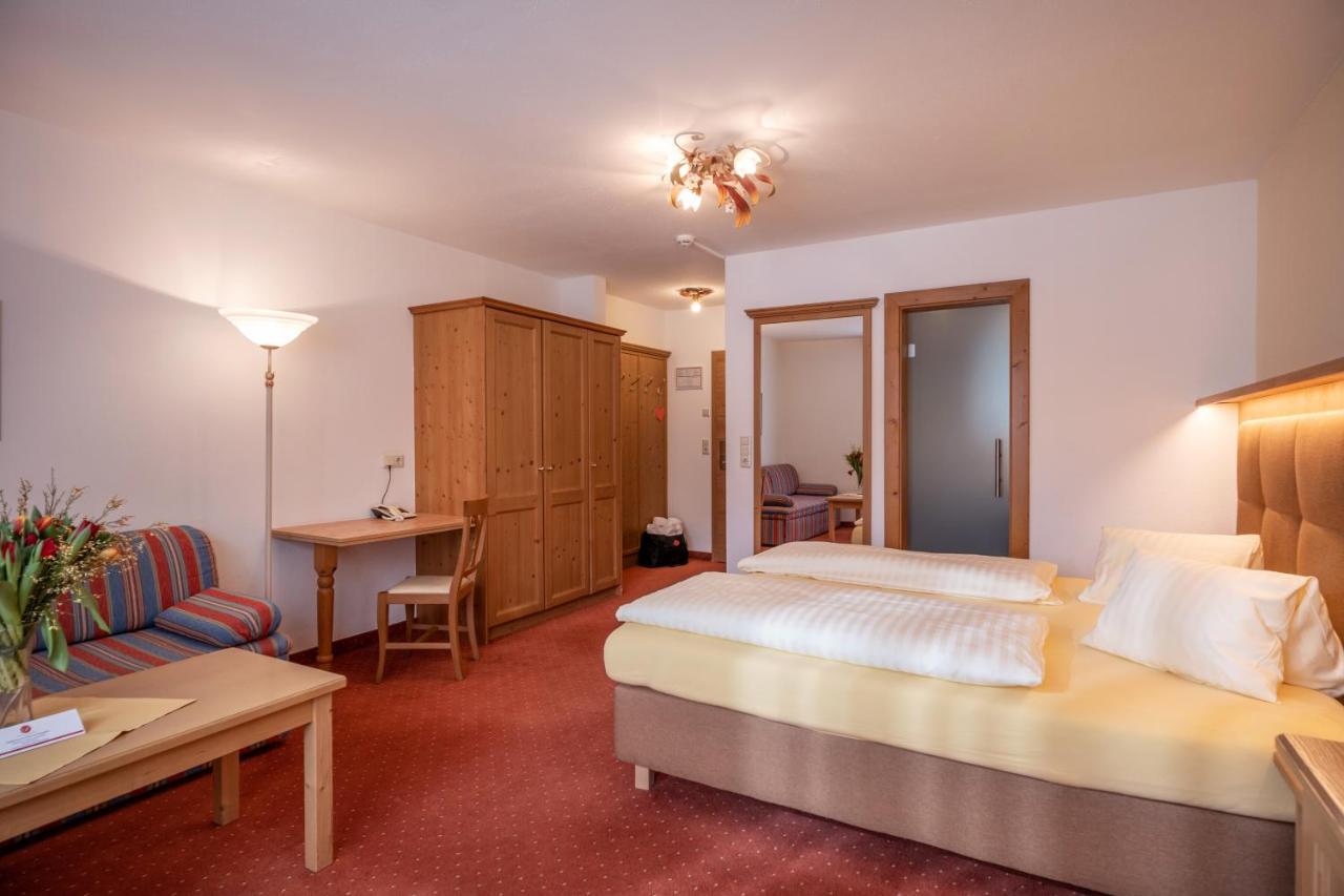 Hotel Kroneck Kirchberg in Tirol Exterior photo