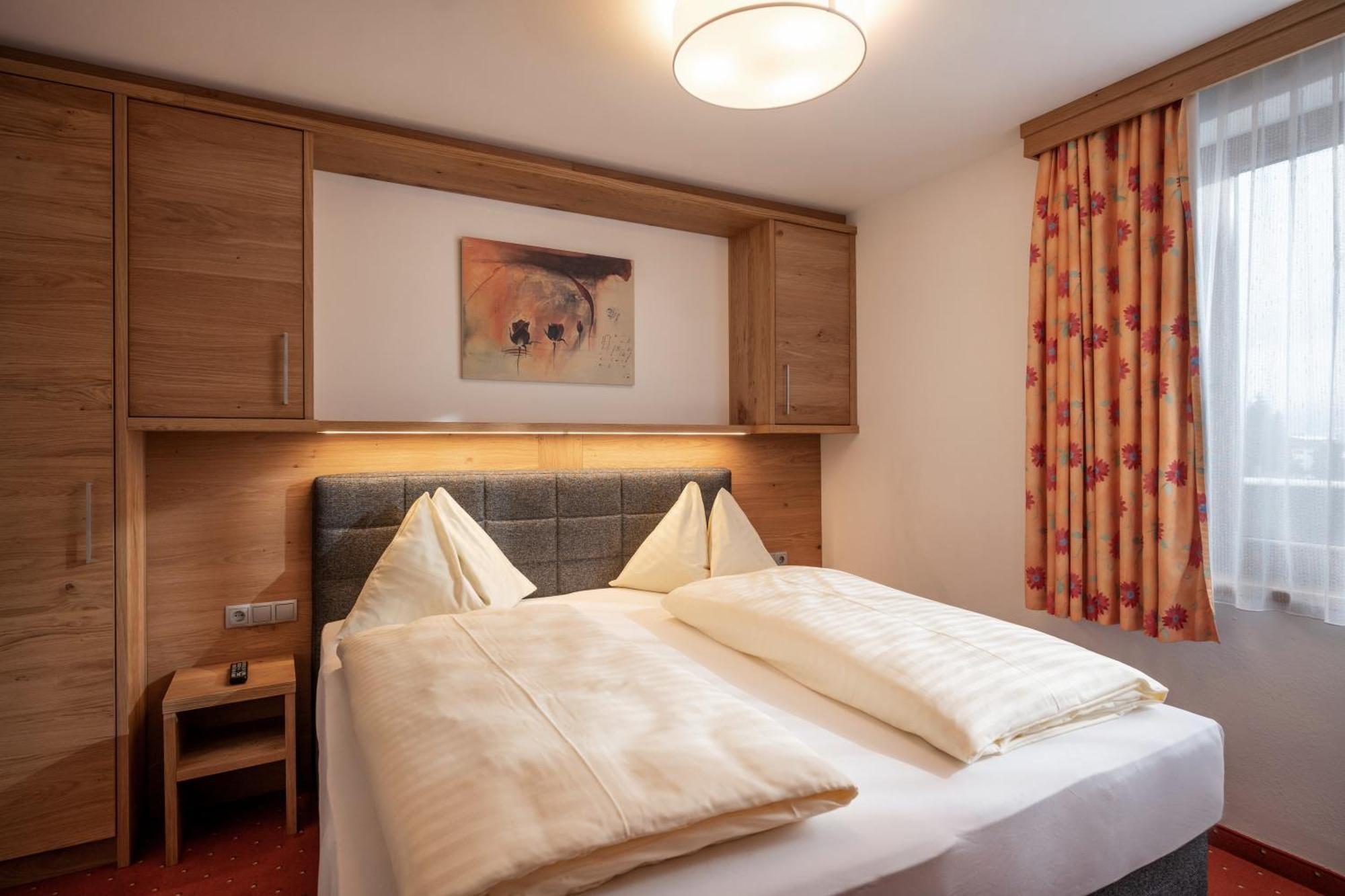 Hotel Kroneck Kirchberg in Tirol Exterior photo