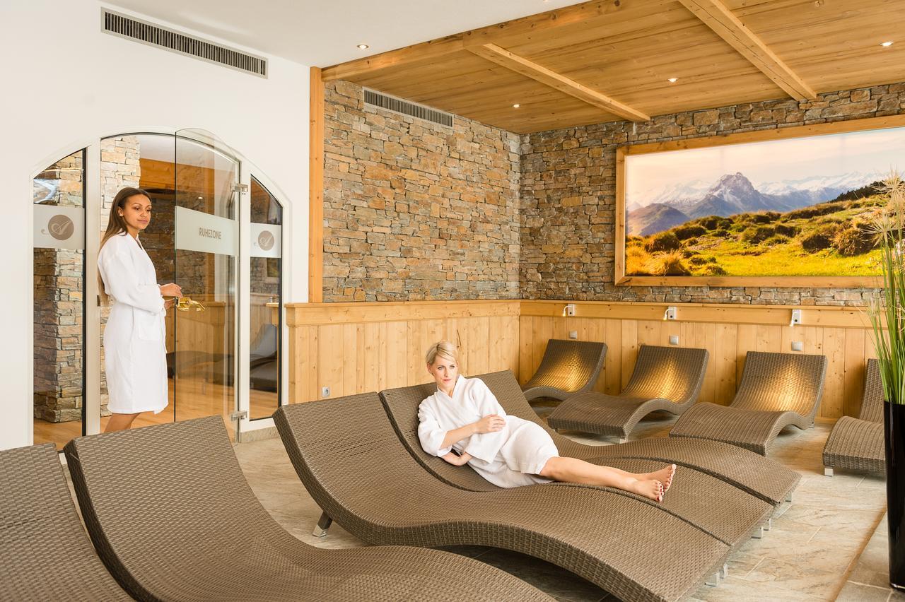Hotel Kroneck Kirchberg in Tirol Exterior photo